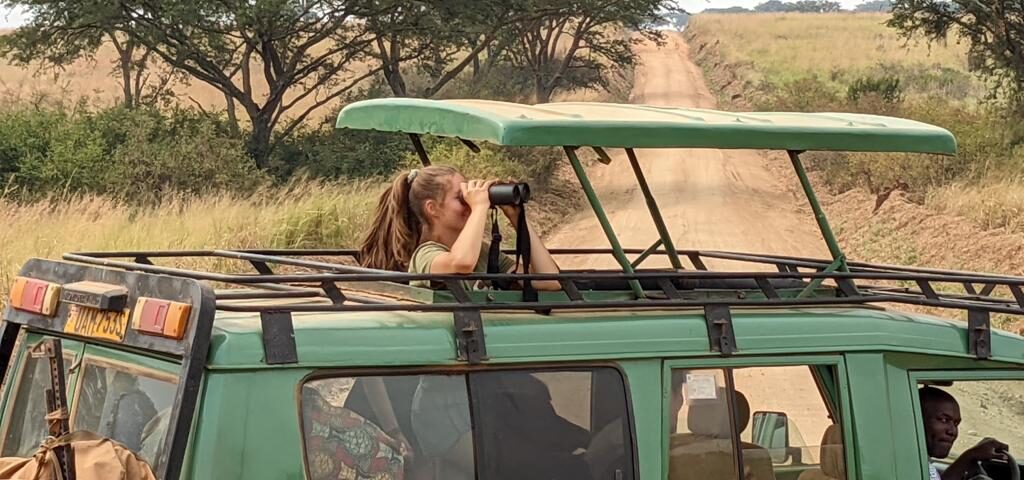 Is a Game Drive in Uganda Suitable for Solo Travelers or Groups?